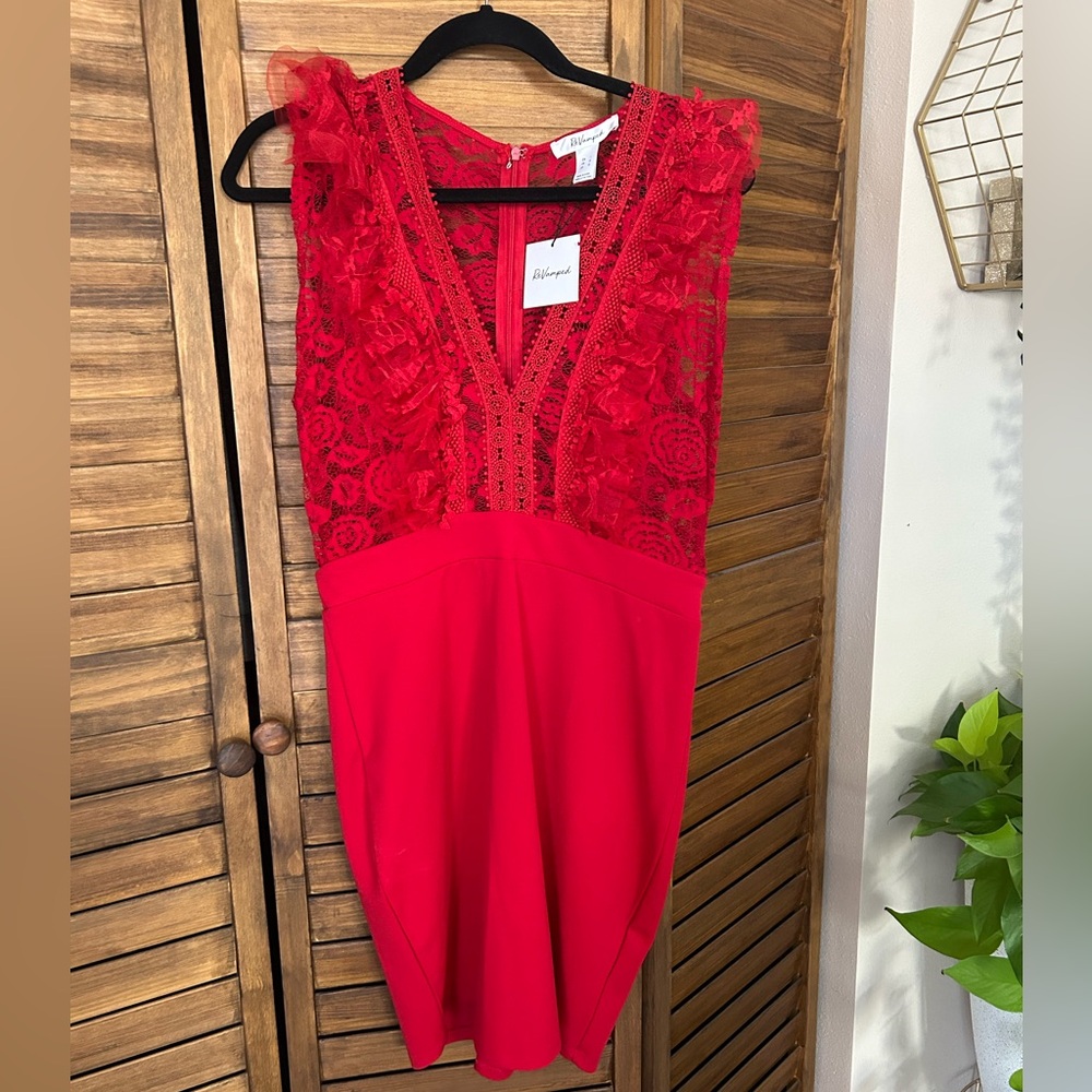 Lacey red dress size Large NWT